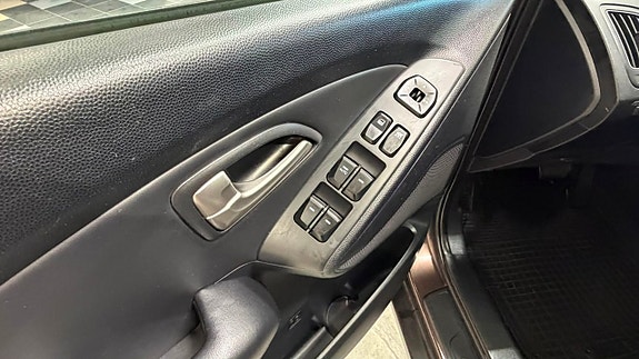 Hyundai ix35 11 of 15