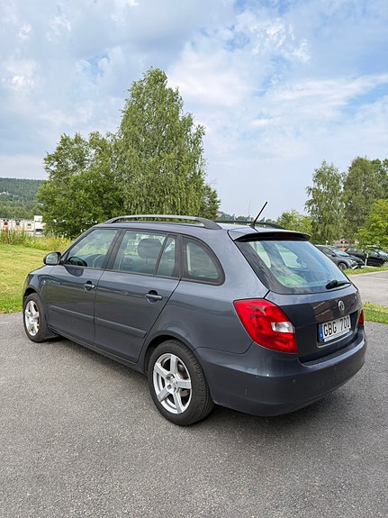Skoda Fabia 3 of 5