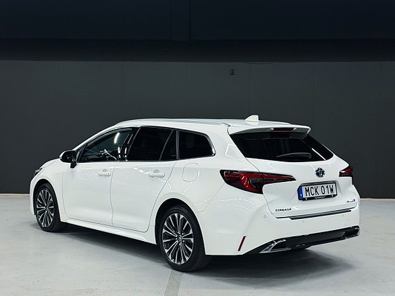 Toyota Corolla 17 of 26