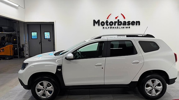 Dacia Duster 2 of 5