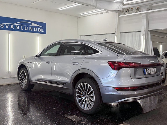 Audi e-tron Sportback 5 of 21