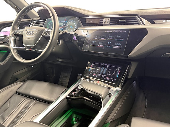 Audi e-tron Sportback 21 of 21