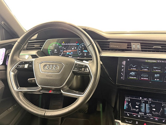 Audi e-tron Sportback 20 of 21
