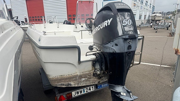 Ryds 485 RSI / Mercury F50 PT4 -2010 4 of 4