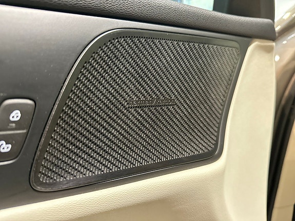 Volvo V60 21 of 23