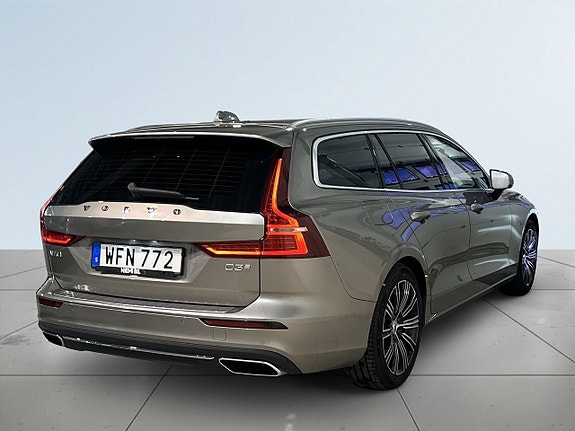 Volvo V60 6 of 23