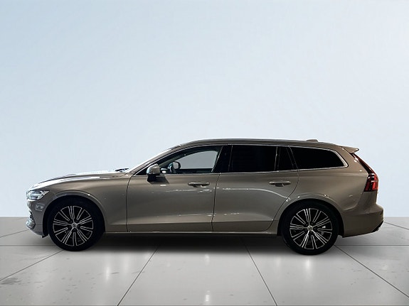 Volvo V60 4 of 5