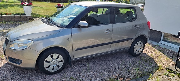 Skoda Fabia 3 of 5