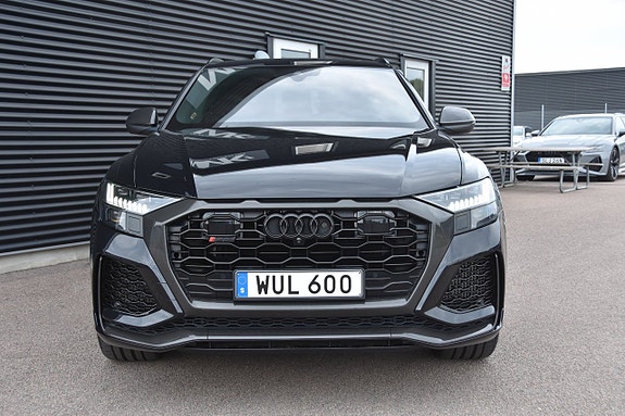 Audi RS Q8 2 of 5