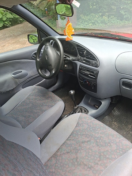 Ford Fiesta 4 of 5