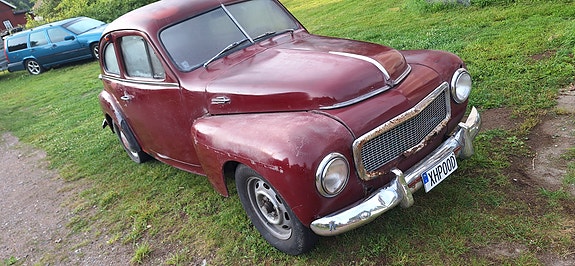 Volvo PV 2 of 5