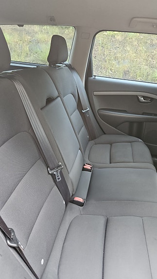 Volvo V70 16 of 20