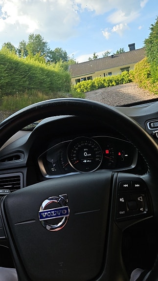 Volvo V70 11 of 20