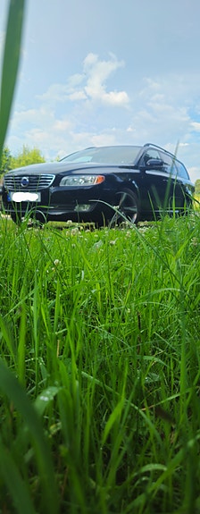 Volvo V70 4 of 5