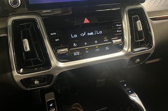 Kia Sorento 15 of 30