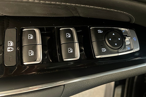 Kia Sorento 21 of 30