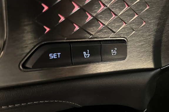 Kia Sorento 22 of 30
