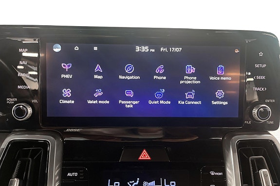 Kia Sorento 13 of 30