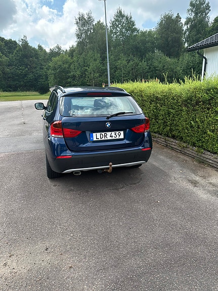 BMW X1 3 of 4