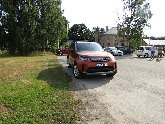 Land Rover Discovery 8 of 14