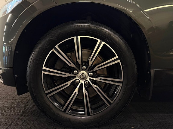 Volvo XC60 6 of 30