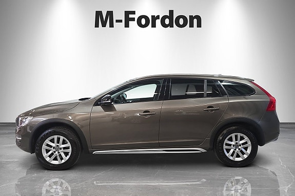 Volvo V60 Cross Country 5 of 5