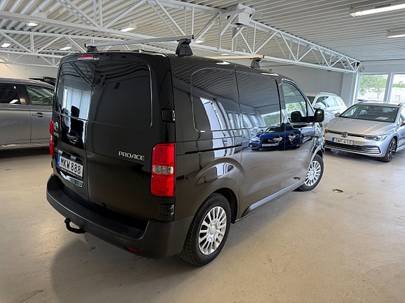 Toyota Proace 4 of 13