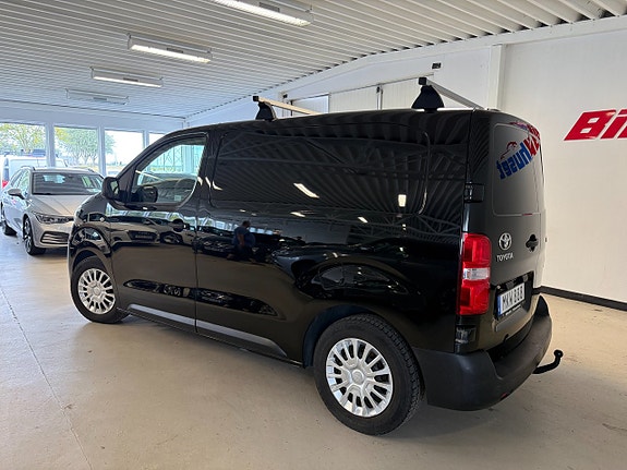 Toyota Proace 3 of 13