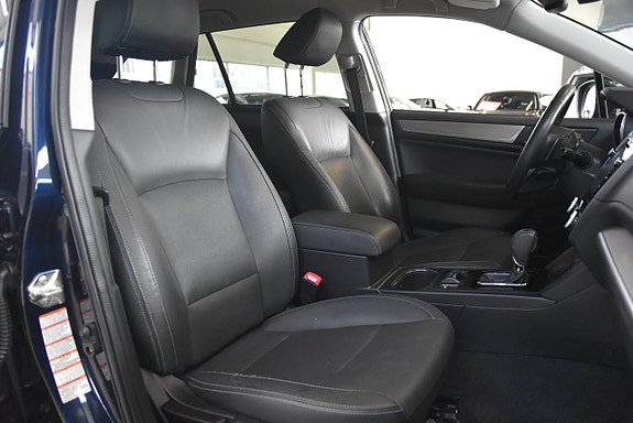 Subaru Outback 8 of 19