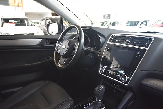 Subaru Outback 9 of 19