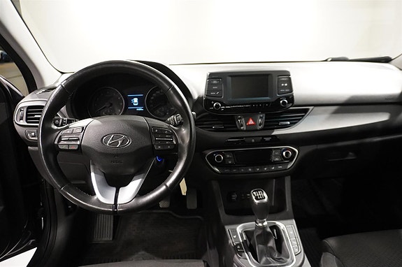 Hyundai i30 10 of 14