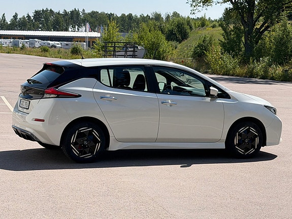 Nissan Leaf 5 of 5