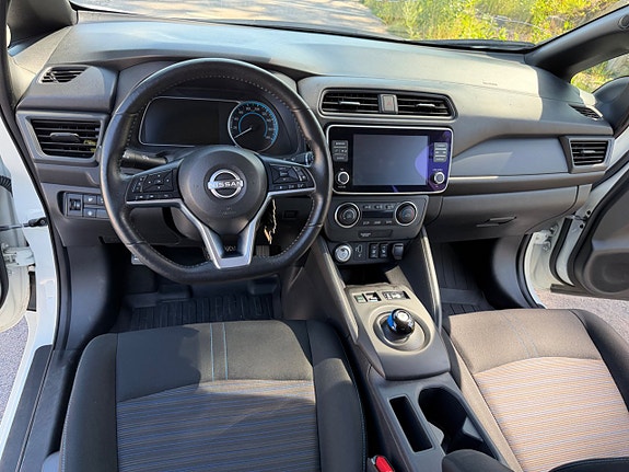 Nissan Leaf 10 of 20
