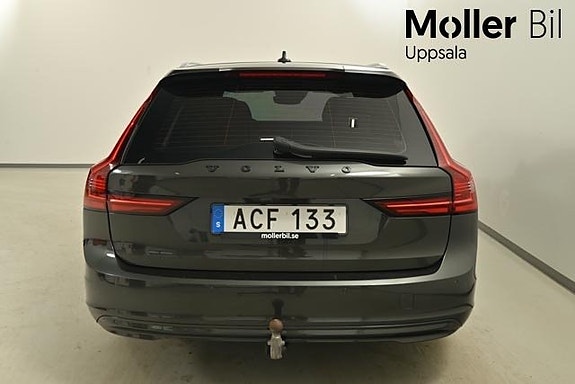 Volvo V90 8 of 11