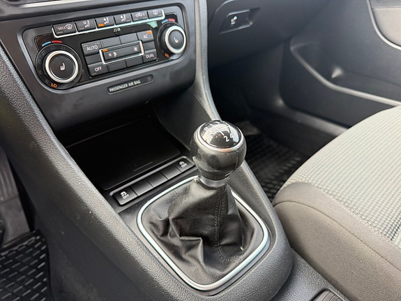 Volkswagen Golf VI 12 of 13