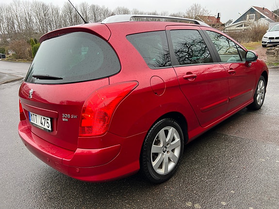 Peugeot 308 SW 5 of 5