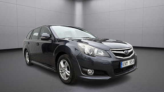 Subaru Legacy 4 of 5