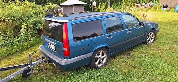 Volvo 850 2 of 5