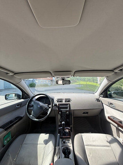 Volvo V50 4 of 4