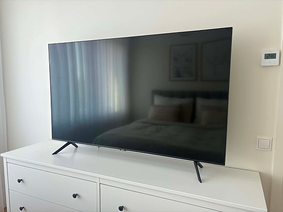 Samsung Samsung 55" QLED 4K Smart TV (55QTQ60F)