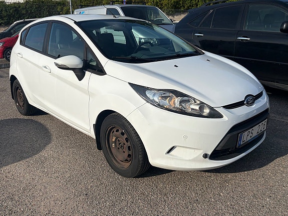 Ford Fiesta 10 of 10