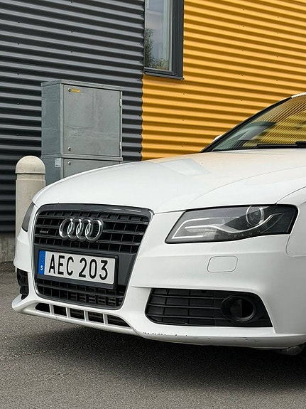 Audi A4 5 of 12