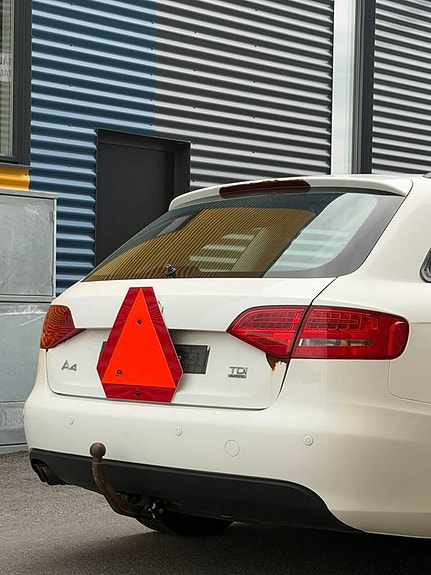 Audi A4 7 of 12
