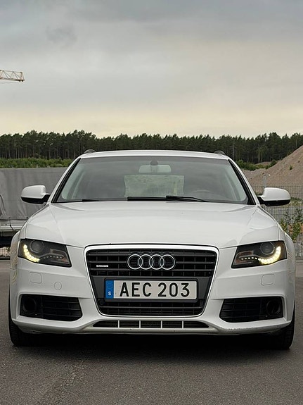Audi A4 3 of 12