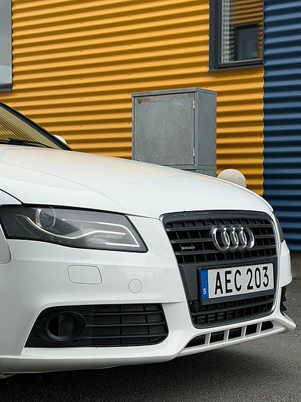 Audi A4 2 of 12