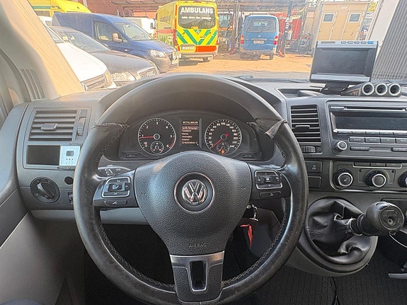 Volkswagen Transporter 5 of 5