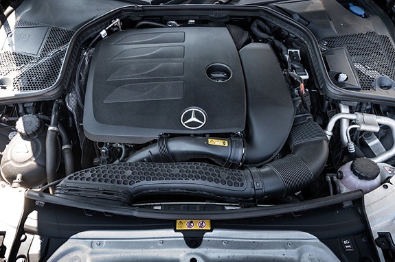 Mercedes-Benz C300 22 of 30