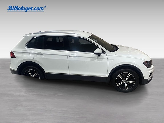 Volkswagen Tiguan 4 of 14