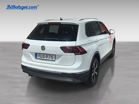 Volkswagen Tiguan 5 of 14