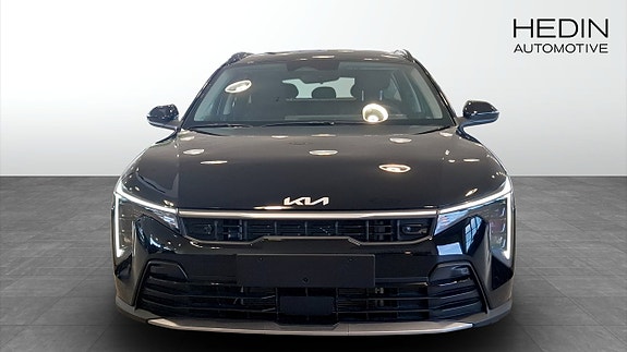 Kia K4 8 of 12